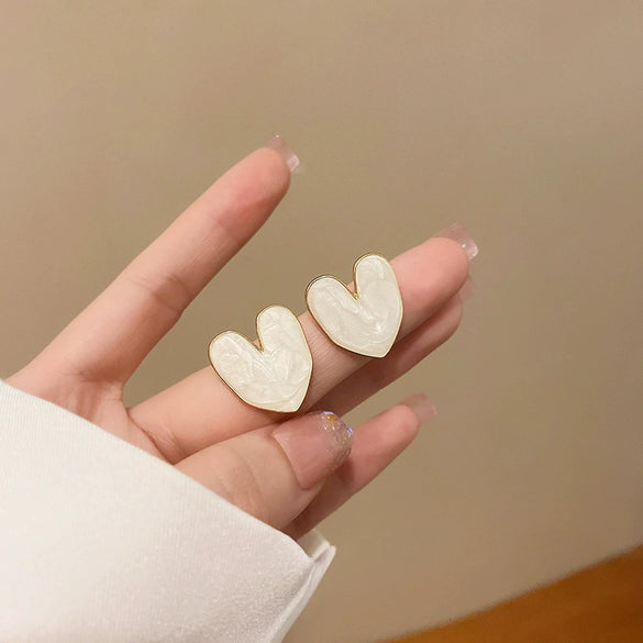 Wholesale Women's Alloy And 925 Silver Heart Shape Electroplated Pearl Love Earrings