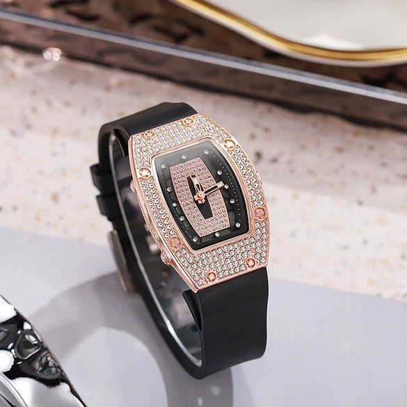 Wholesale Women's Alloy And Stainless Steel Barrelshaped Quartz Watch With Diamond Set And Fashion Style