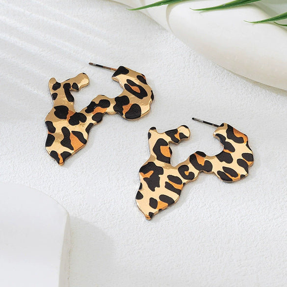 Wholesale Women's Alloy And Stainless Steel Electroplated Irregular Hollow Star And Flower Pattern Earrings