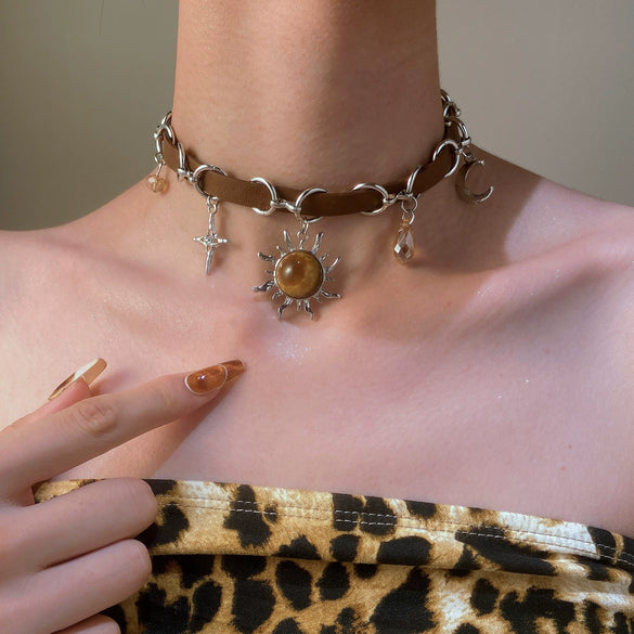 Wholesale Women's Alloy And Tiger Eye Stone Geometric Style Electroplated Regular Chain Necklace