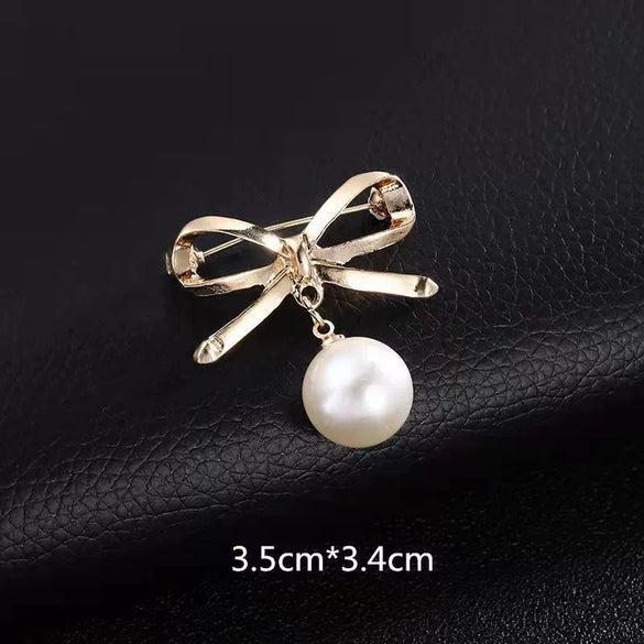 Wholesale Women's Alloy Antislip Brooch With Zodiac Pattern And Electroplating Design