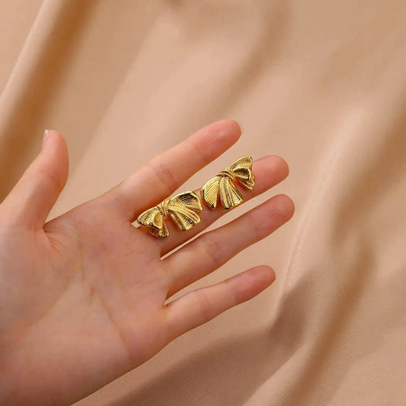 Wholesale Women's Alloy Brushed Metallic Bow Geometric Earrings With Electroplating