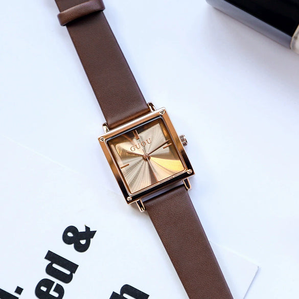 Wholesale Women's Alloy Case Genuine Leather Strap Rectangle Dial Retro Fashion Waterproof Quartz Watch With Rose Gold Clasp