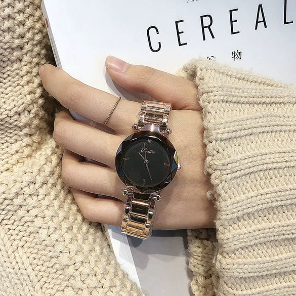 Wholesale Women's Alloy Case Stainless Steel Band Round Dial Leisure Style Watch