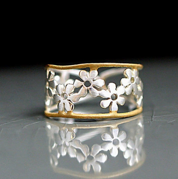 Wholesale Women's Alloy Chrysanthemum Style Electroplated Opening Adjustable Ring