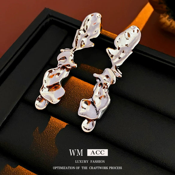 Wholesale Women's Alloy Clavicle Chain Necklace With Irregular Fold Metal Stitching And Geometric Pattern Electroplated