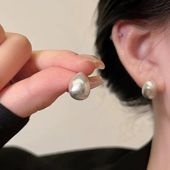 Wholesale Women's Alloy Dropshaped Frosted Brushed Stud Earrings With Electroplating Treatment