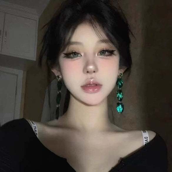 Wholesale Women's Alloy Electroplated Flower Pattern Light Luxury High Sense French Tassel Earrings