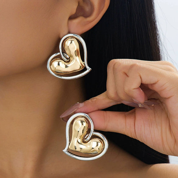 Wholesale Women's Alloy Electroplated Heartshaped And Flowershaped Earrings Accessories