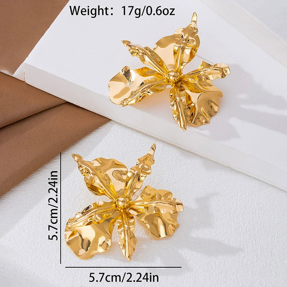 Wholesale Women's Alloy Electroplated Threedimensional Flower Earrings
