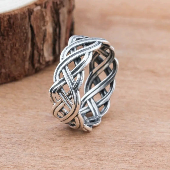 Wholesale Women's Alloy Geometric Antique Old Ring Goldplated Jewelry