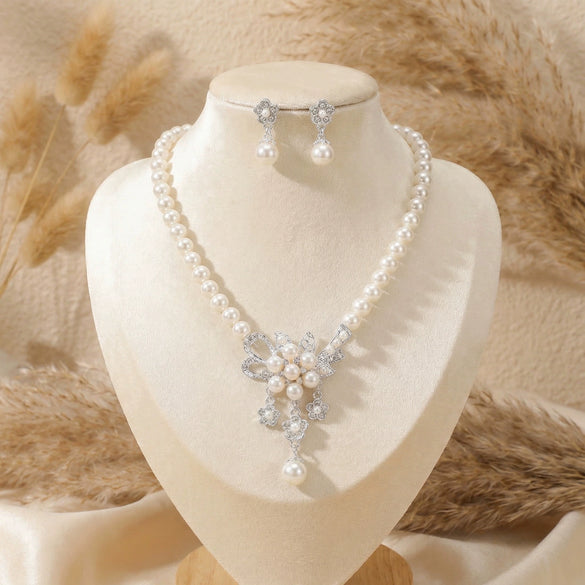 Wholesale Women's Alloy Geometric Crown Pattern Electroplated Jewelry Necklace And Earrings Set