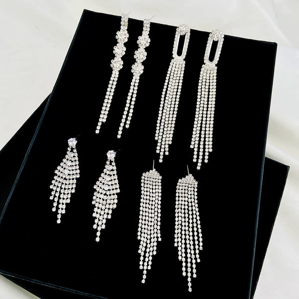 Wholesale Women's Alloy Geometric Electroplated Exaggerated Chain Tassel Rhinestone Earrings