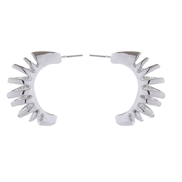 Wholesale Women's Alloy Geometric Exaggerated Hollow Cshaped Electroplated Retro Spring Earrings