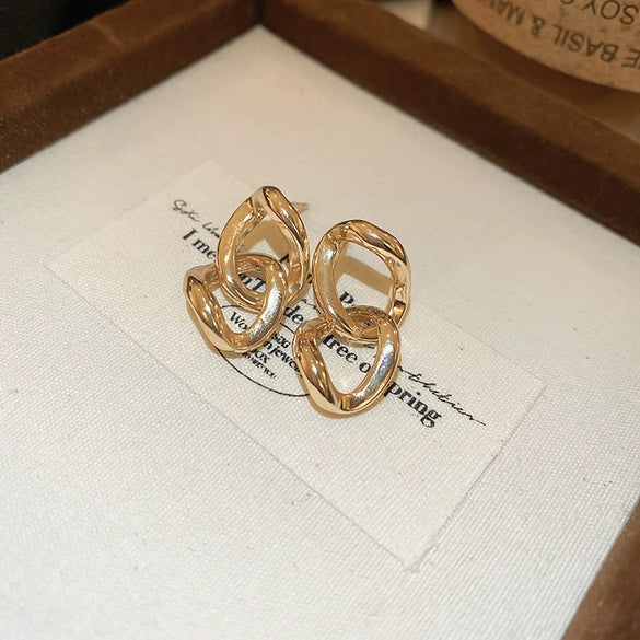 Wholesale Women's Alloy Geometric Flowerpatterned Electroplated Earrings