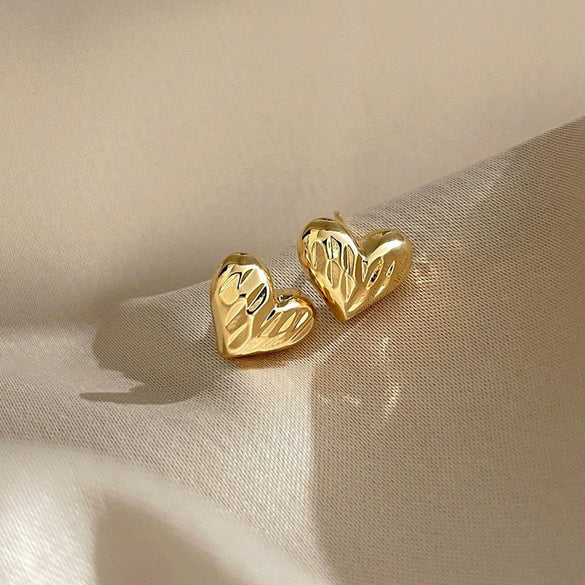 Wholesale Women's Alloy Geometric Flowerpatterned Electroplated Earrings