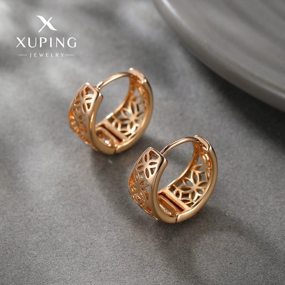 Wholesale Women's Alloy Geometric Hollow Flower Electroplated Earrings