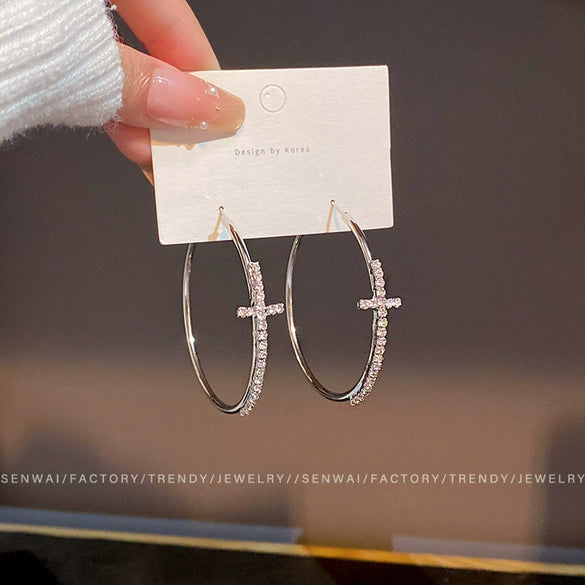 Wholesale Women's Alloy Geometric Hoop Earrings With 925 Silver Needle And Electroplating