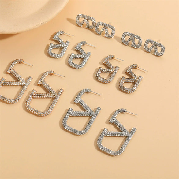 Wholesale Women's Alloy Geometric Letter V Inlaid Rhinestone Stud Earrings