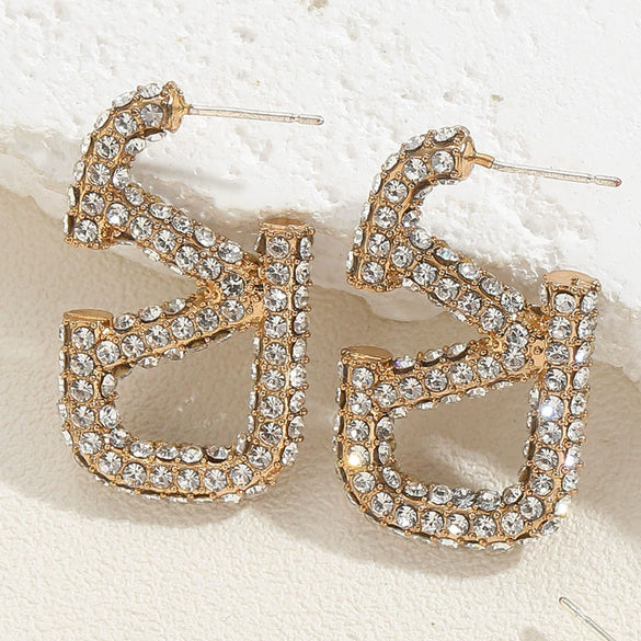 Wholesale Women's Alloy Geometric Letter V Inlaid Rhinestone Stud Earrings