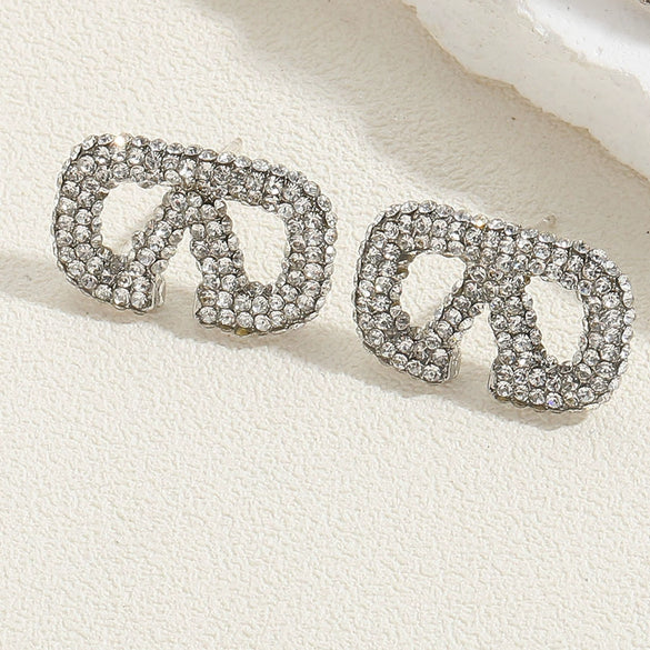 Wholesale Women's Alloy Geometric Letter V Inlaid Rhinestone Stud Earrings