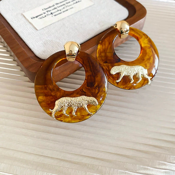 Wholesale Women's Alloy Geometric Maillard Style Earrings With Silver Needle And Electroplating