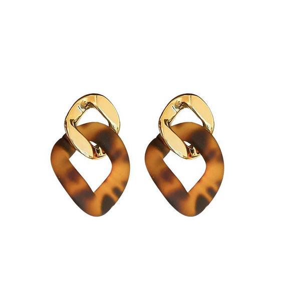 Wholesale Women's Alloy Geometric Maillard Style Earrings With Silver Needle And Electroplating