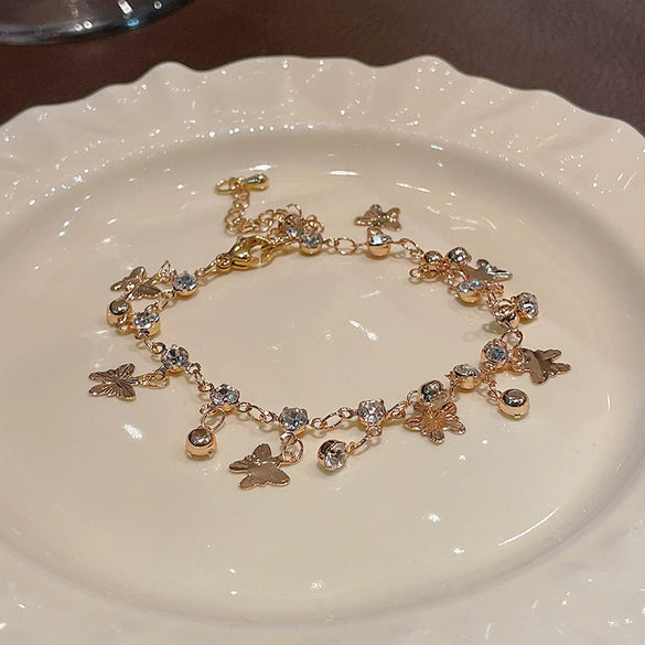Wholesale Women's Alloy Geometric Microinlay Bracelet