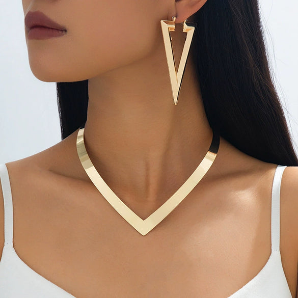 Wholesale Women's Alloy Geometric Vshaped Electroplated Jewelry Set Choker Necklace And Earrings Fashion Accessories