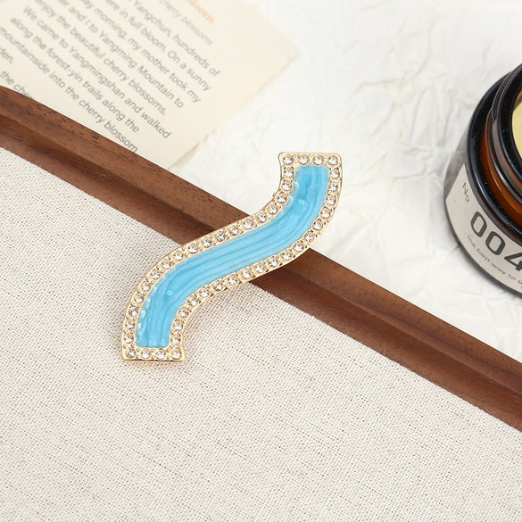 Wholesale Women's Alloy Hairpin Set With Diamonds In Bow Shape Simple And Fashionable