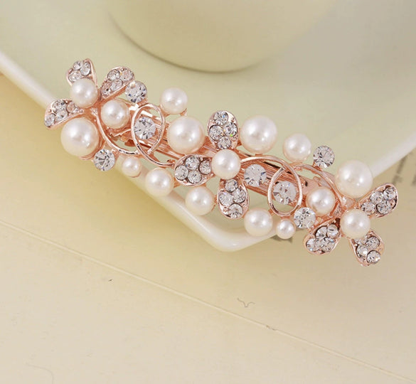 Wholesale Women's Alloy Hairpin With Butterfly Rhinestone And Pearl Design Nickelfree Plating And Diamond Treatment
