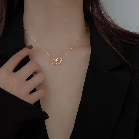 Wholesale Women's Alloy Heart Shape Doublering Necklace With Electroplating And Water Wave Chain Light Luxury Style