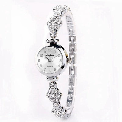 Wholesale Women's Alloy Leisure Round Dial Quartz Bracelet Watch With Printed Logo