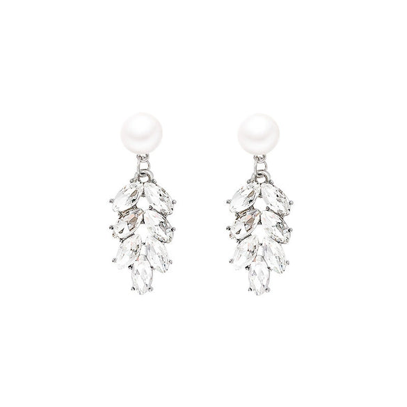 Wholesale Women's Alloy Light Luxury Retro Niche Personality Electroplated Zircon Wheat Tassel And Pearl Earrings With Leaf Pattern