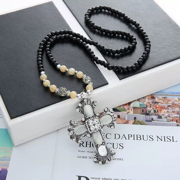 Wholesale Women's Alloy Necklace With Goldplated Artificial Gemstones And Semiprecious Stones Drop Shape Pendant For Autumn And Winter Electroplated Design