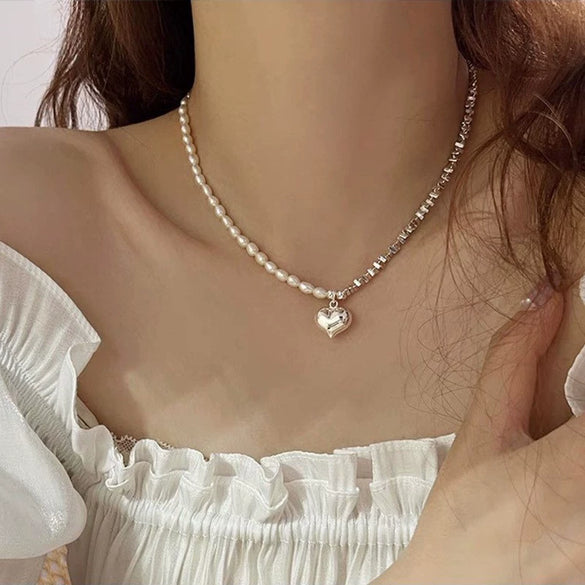 Wholesale Women's Alloy Pearl Geometric Irregular Chain Necklace With Electroplating Treatment
