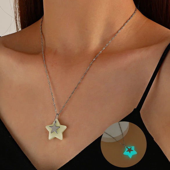 Wholesale Women's Alloy Pearl Necklace With Heart Shape And Electroplating Design