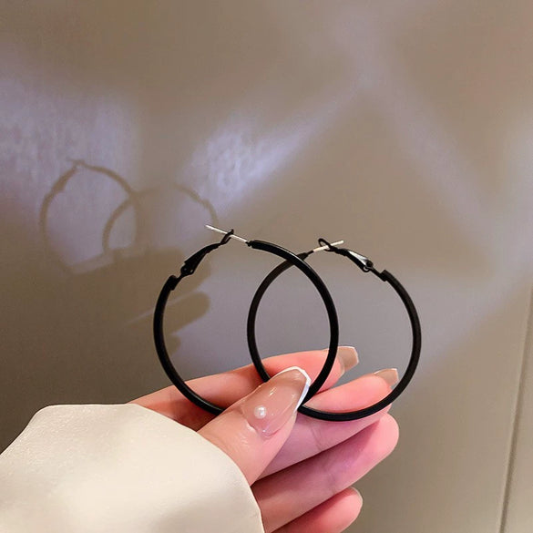 Wholesale Women's Alloy Silver Needle Geometric Earrings Set With Black Crystal High End Luxury Style