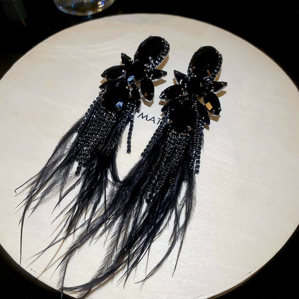 Wholesale Women's Alloy Silver Needle Geometric Earrings Set With Black Crystal High End Luxury Style