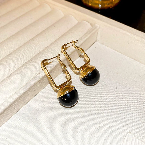Wholesale Women's Alloy Silver Needle Geometric Earrings Set With Black Crystal High End Luxury Style