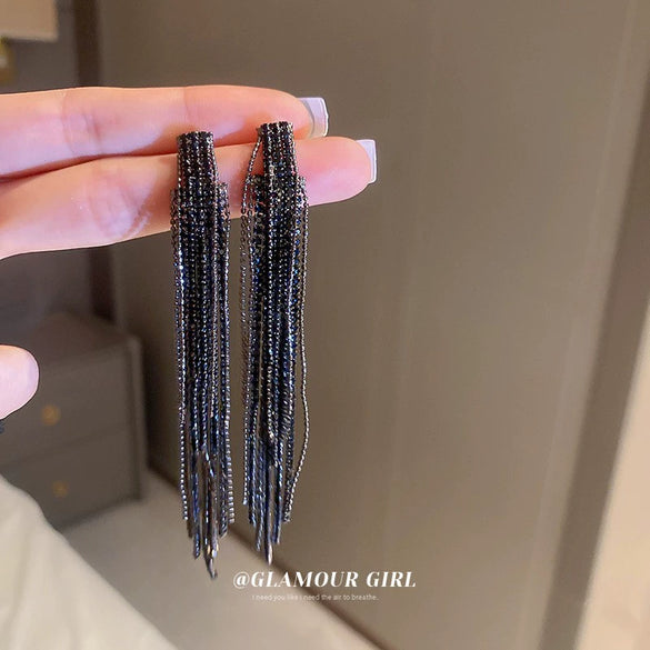 Wholesale Women's Alloy Silver Needle Geometric Earrings Set With Black Crystal High End Luxury Style