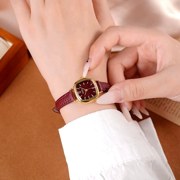 Wholesale Women's Alloy Super Fiber Strap Square Dial Quartz Watch In Retro Style