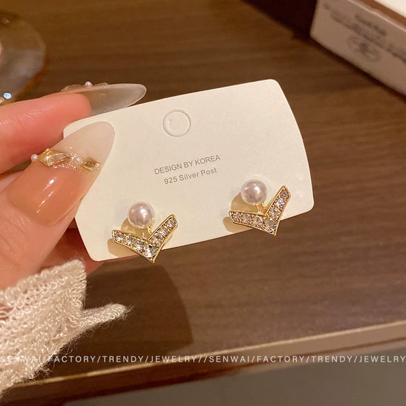 Wholesale Women's Alloy Vshaped Earrings With Letters Numbers Text Pattern And Electroplating