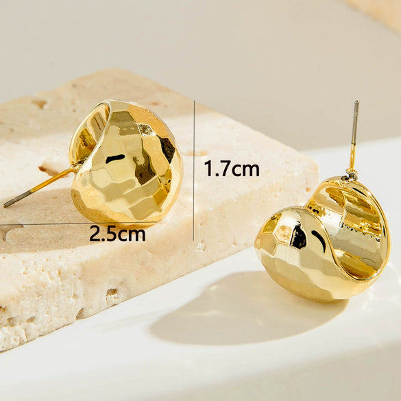 Wholesale Women's Alloy Water Drop C Shaped Geometric Earrings With Electroplating Treatment