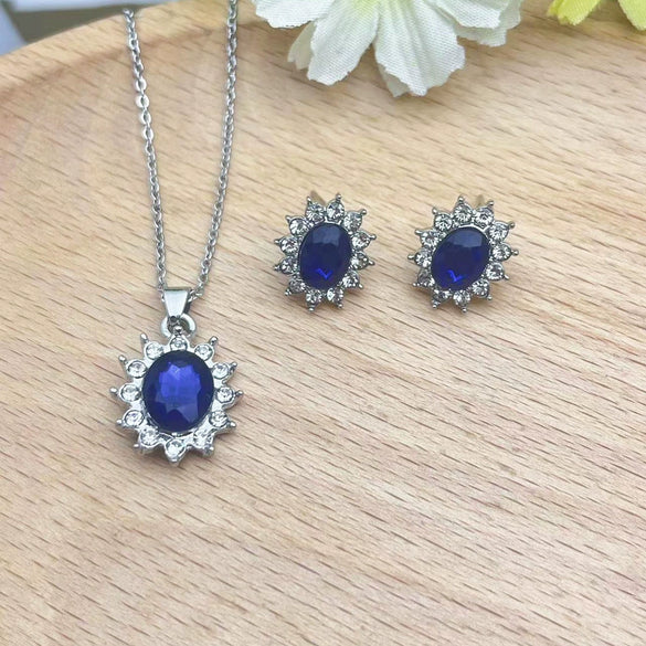 Wholesale Women's Alloy Water Drops Pattern Electroplated Pearl Chain Clavicle Chain And Earrings Three Piece Set