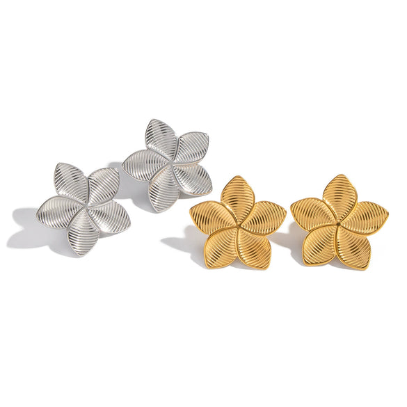 Wholesale Women's Ancient Style Flower Stainless Steel Earrings With Pvd Furnace Vacuum Real Gold Plating