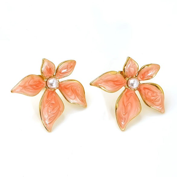 Wholesale Women's Antique Titanium Steel Earrings With Flower Pattern And Dripping Oil Treatment