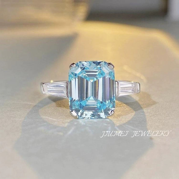Wholesale Women's Aquamarine High Carbon Diamond S925 Sterling Silver Ring With Geometric Style And Electroplating Process