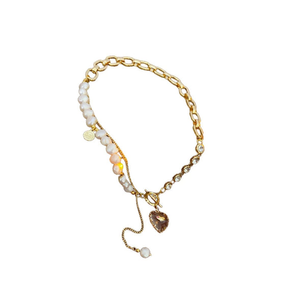 Wholesale Women's Asymmetric Freshwater Pearl And Diamondembedded Copper Clavicle Chain Necklace With Electroplating