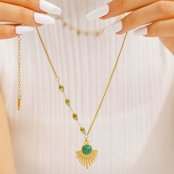 Wholesale Women's Asymmetric Retro Geometric Fanshaped Stainless Steel 18K Gold Plated Necklace With O Word Chain